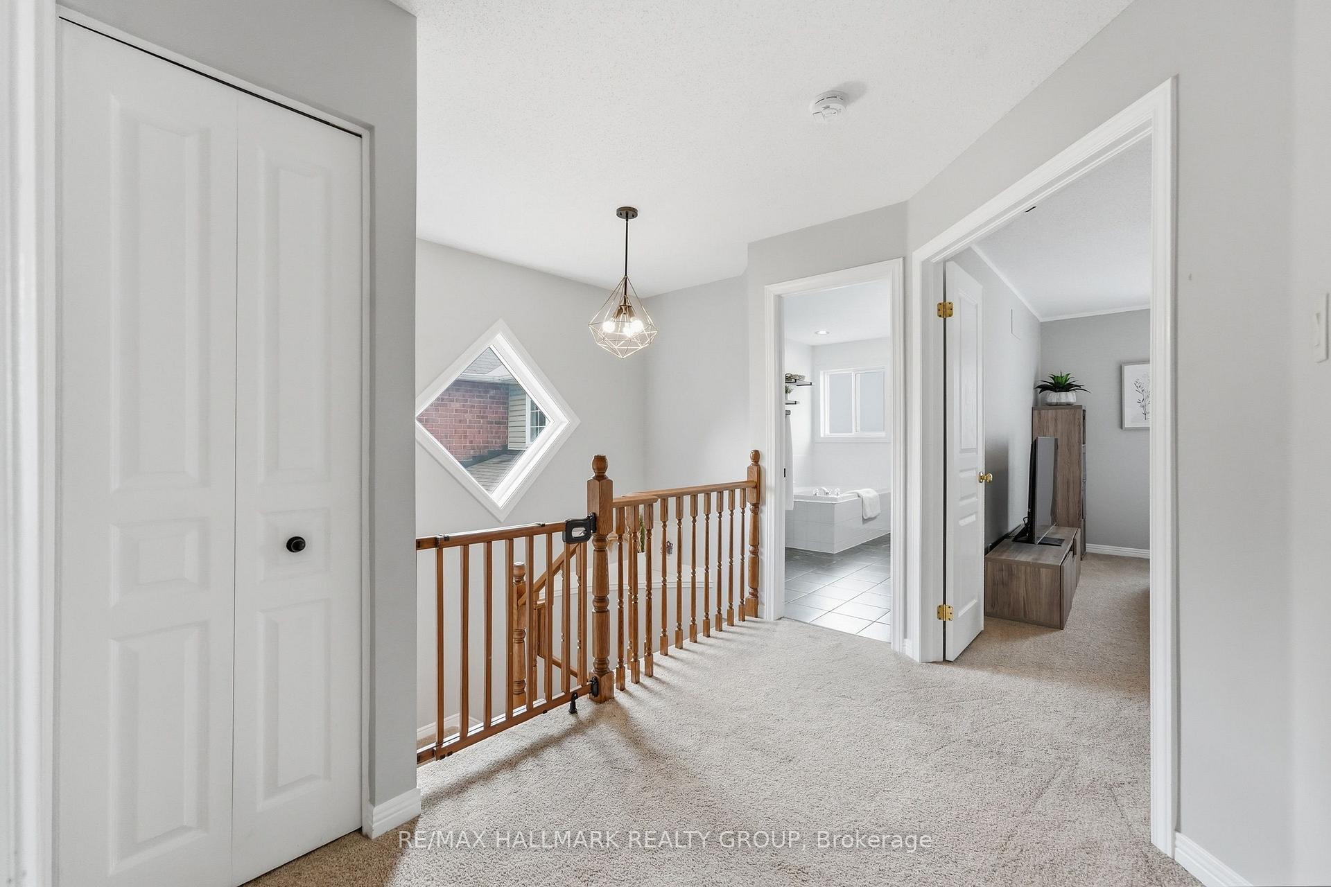 Photo 23 of 107 Bishops Mills Way, Ottawa, Kanata - Beaverbrook — HOMEH
