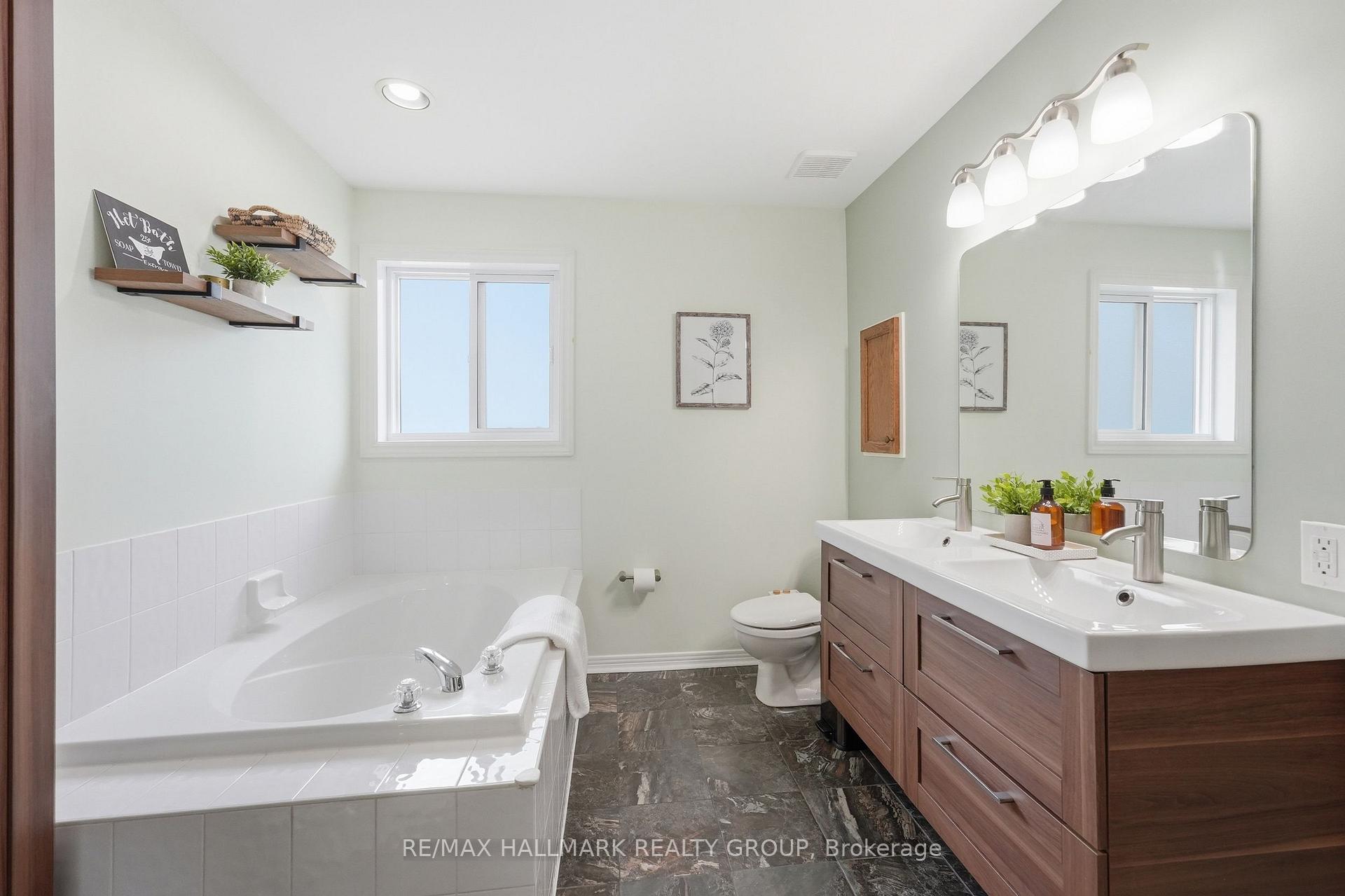 Photo 28 of 107 Bishops Mills Way, Ottawa, Kanata - Beaverbrook — HOMEH
