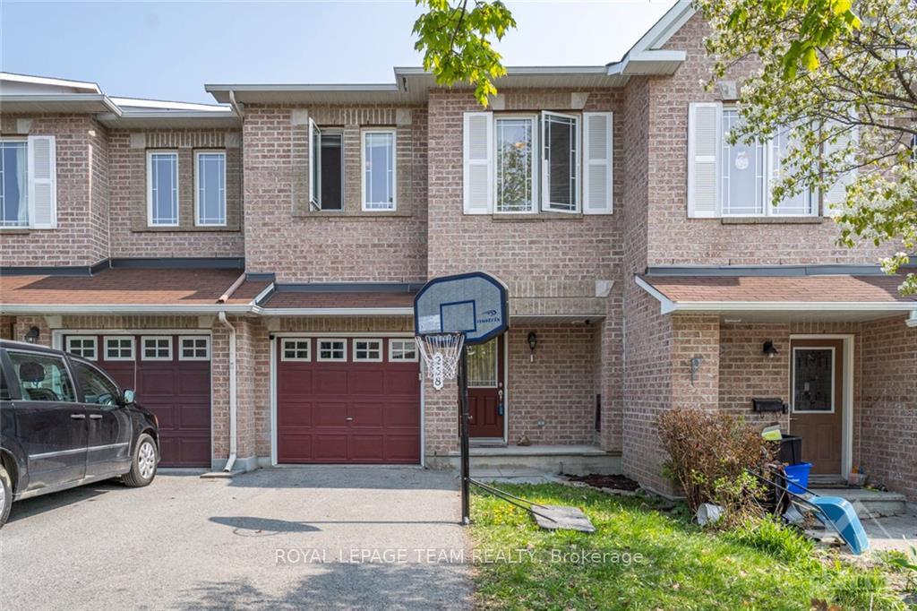Photo 2 of 258 Forestbrook Street, Ottawa, Kanata - Morgan's Grant/South March — HOMEH