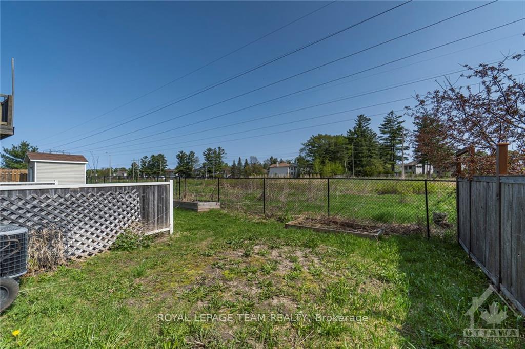Photo 3 of 258 Forestbrook Street, Ottawa, Kanata - Morgan's Grant/South March — HOMEH