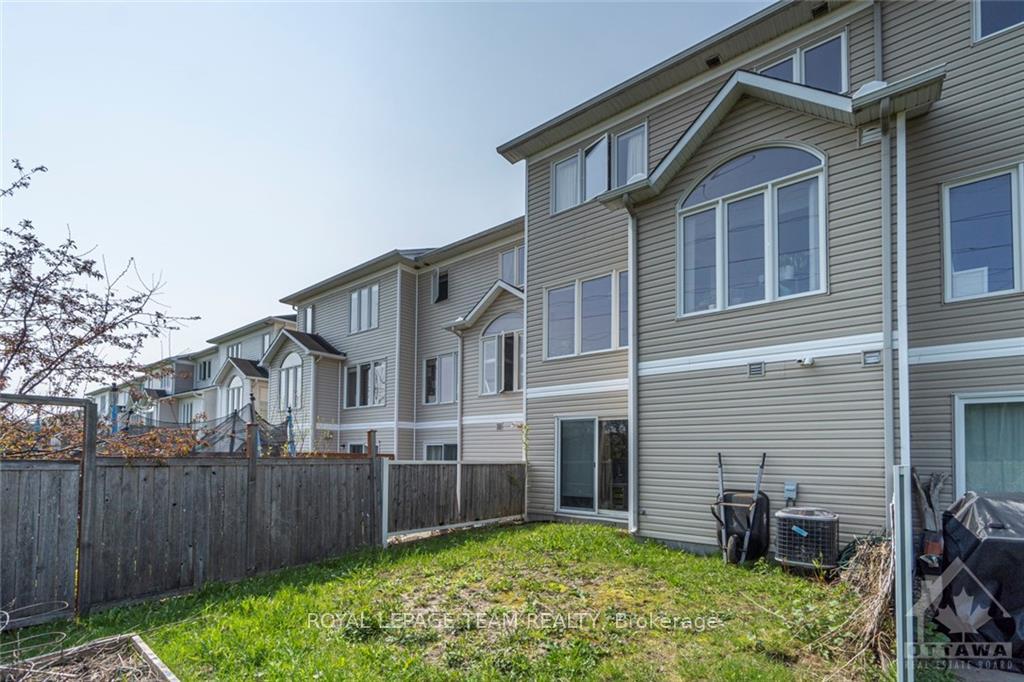 Photo 14 of 258 Forestbrook Street, Ottawa, Kanata - Morgan's Grant/South March — HOMEH