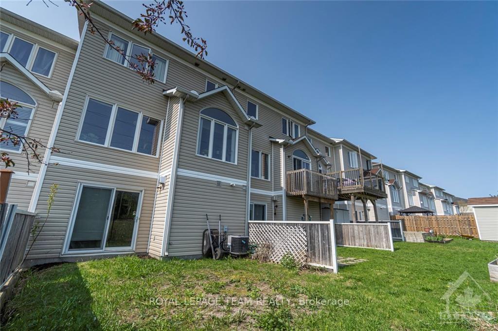 Photo 17 of 258 Forestbrook Street, Ottawa, Kanata - Morgan's Grant/South March — HOMEH