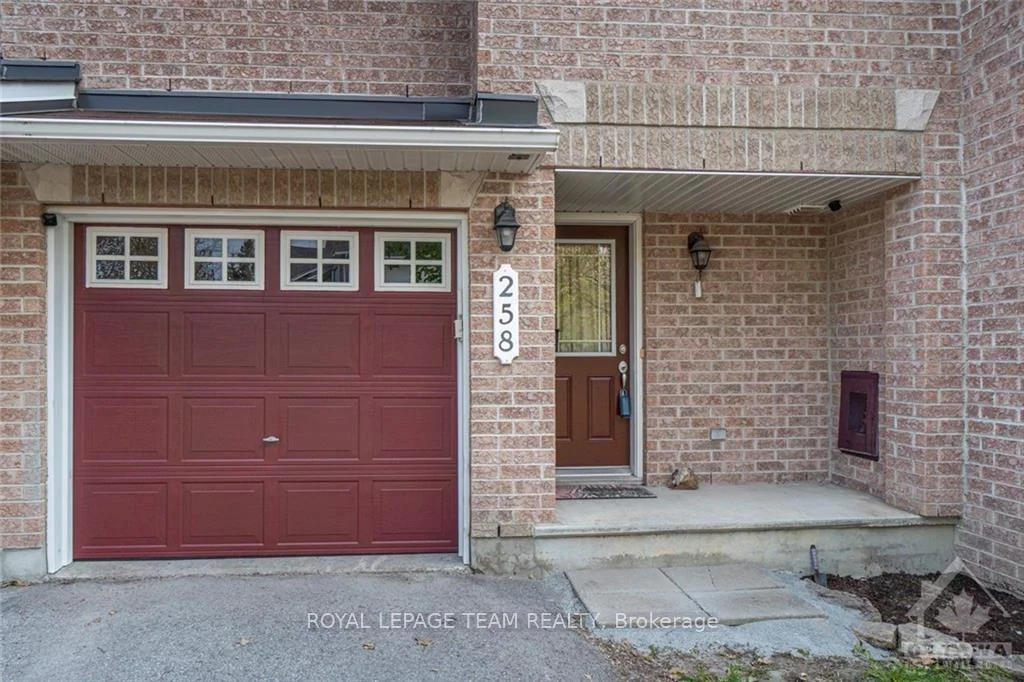 Photo 4 of 258 Forestbrook Street, Ottawa, Kanata - Morgan's Grant/South March — HOMEH