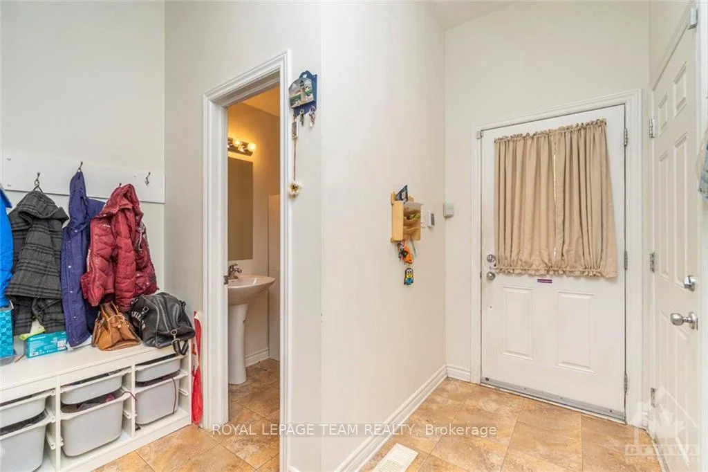 Photo 6 of 258 Forestbrook Street, Ottawa, Kanata - Morgan's Grant/South March — HOMEH