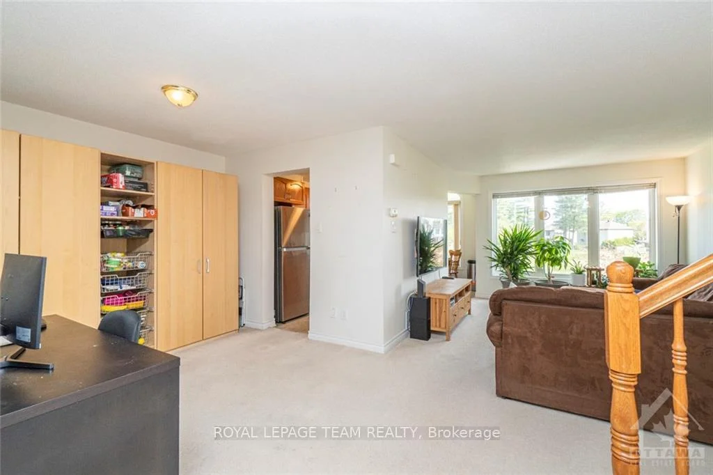 Photo 12 of 258 Forestbrook Street, Ottawa, Kanata - Morgan's Grant/South March — HOMEH