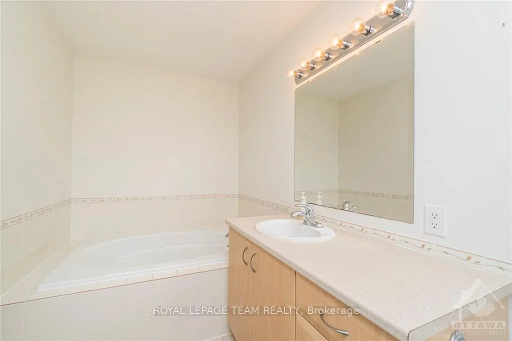 Photo 40 of 258 Forestbrook Street, Ottawa, Kanata - Morgan's Grant/South March — HOMEH