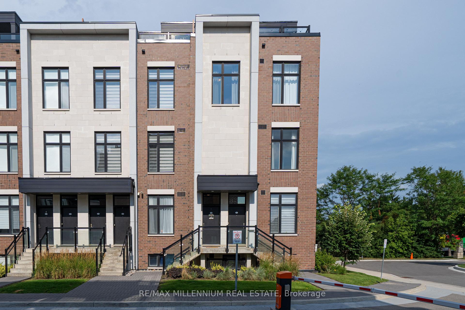 Photo of Unit U208, 9560 Islington Avenue