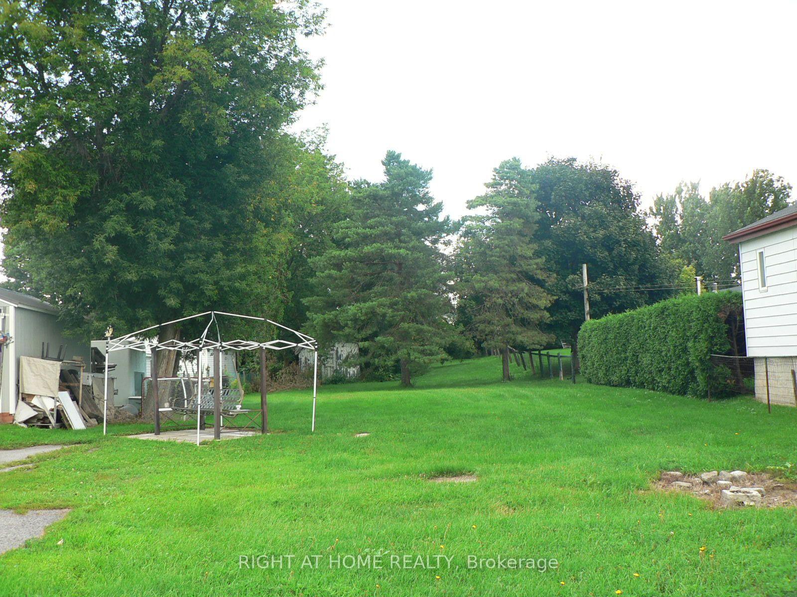 Photo 5 of 79 St James Street, North Glengarry, Alexandria — HOMEH