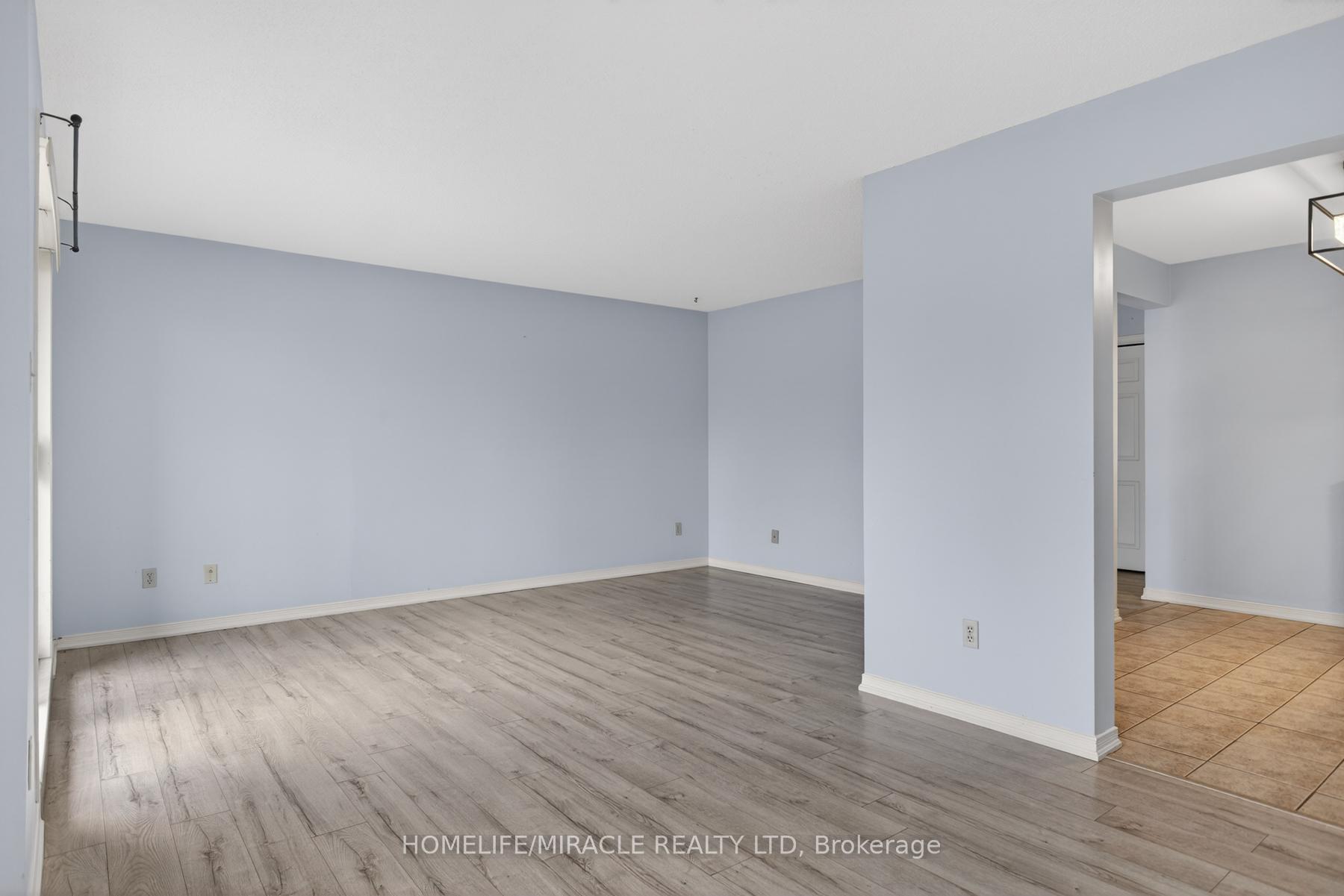 Photo 12 of Unit 32, 36 Champlain Crescent, Peterborough, Northcrest Ward 5 — HOMEH