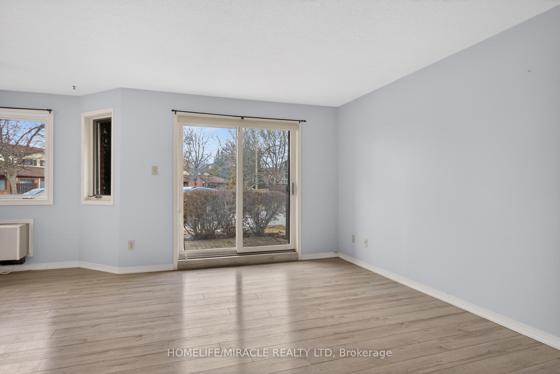 Photo 13 of Unit 32, 36 Champlain Crescent, Peterborough, Northcrest Ward 5 — HOMEH