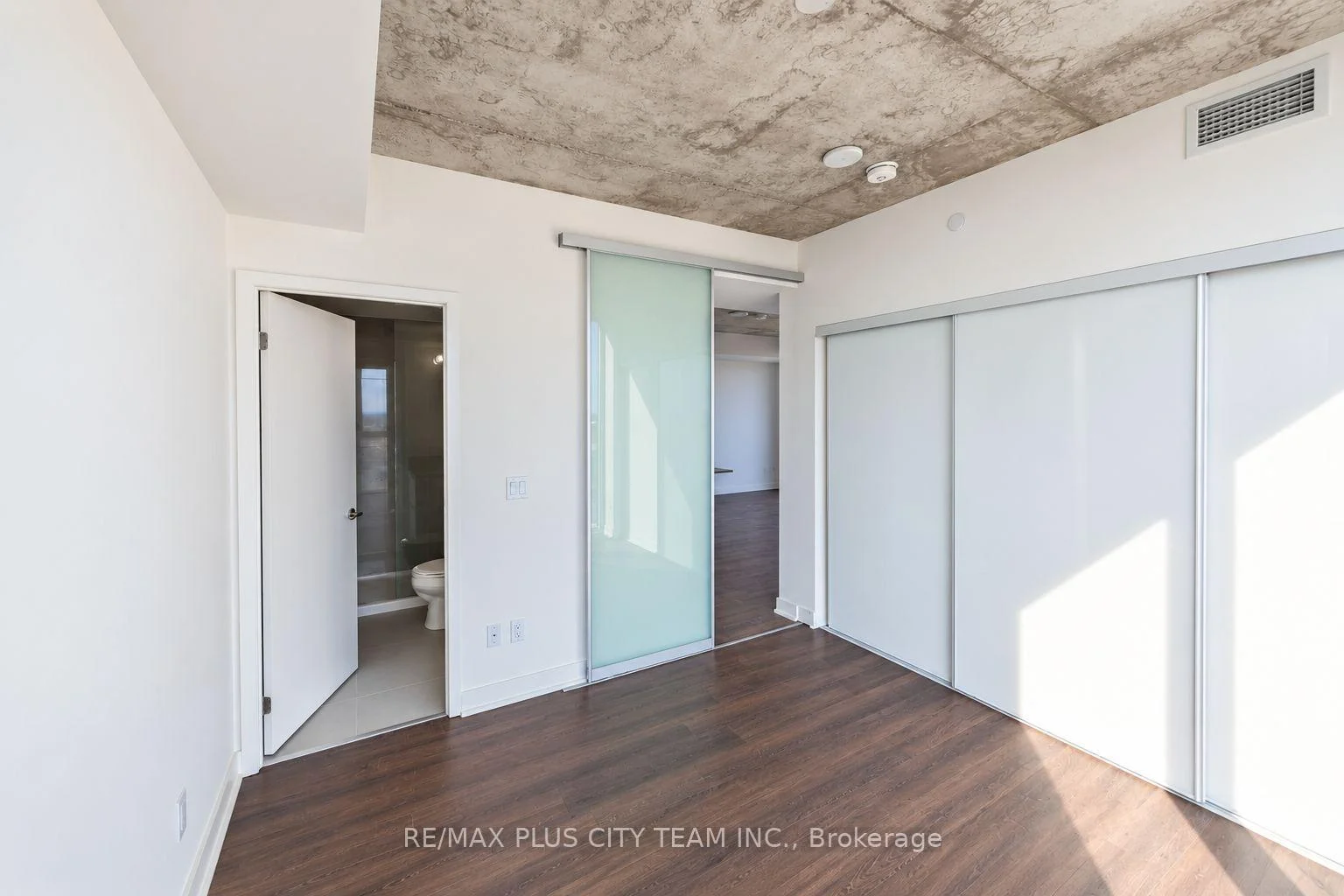 Photo 14 of Unit 1504, 15 Baseball Place, Toronto, South Riverdale — HOMEH
