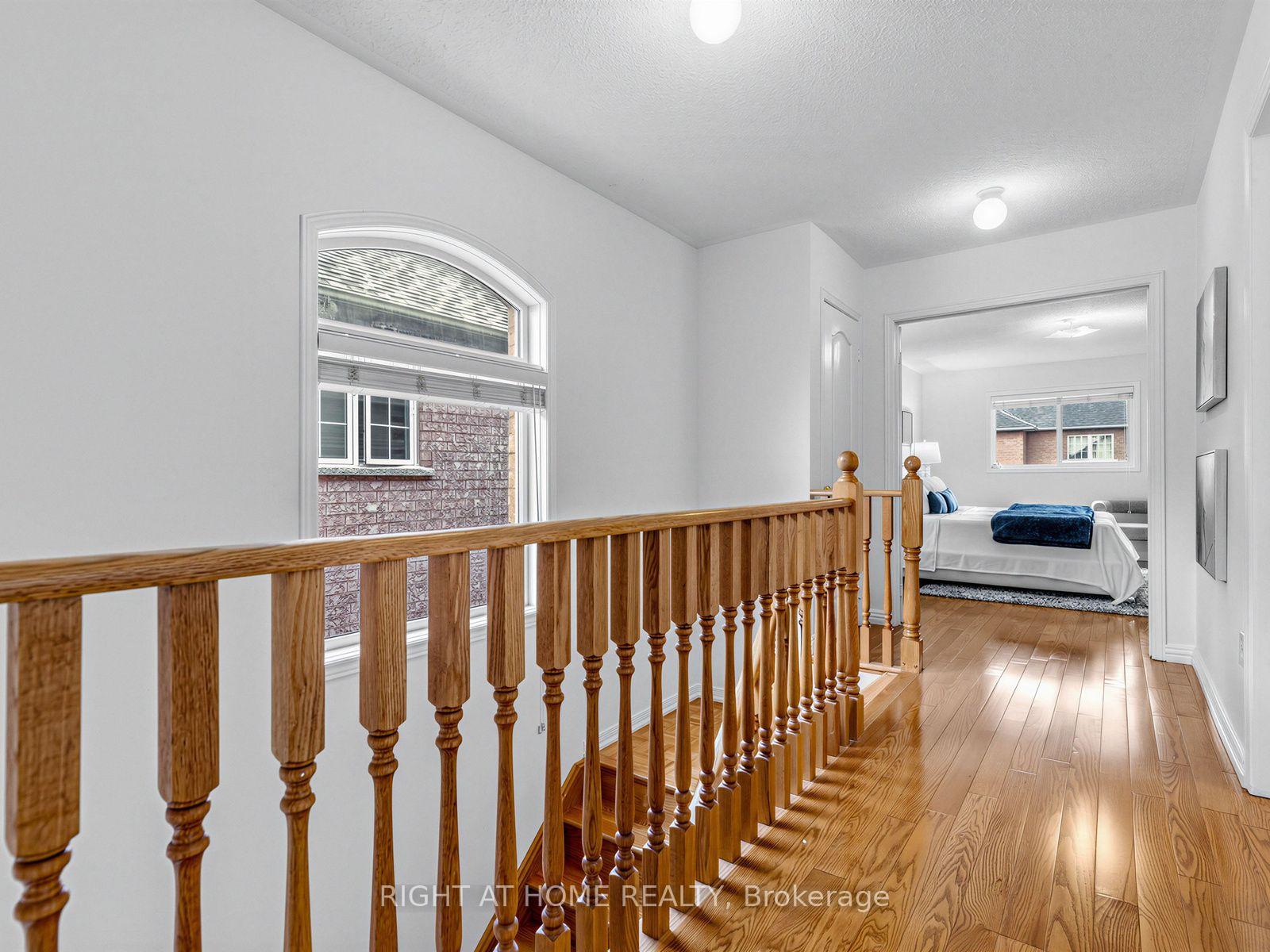 Photo 23 of 81 Briarcrest Drive, Markham, Berczy — HOMEH