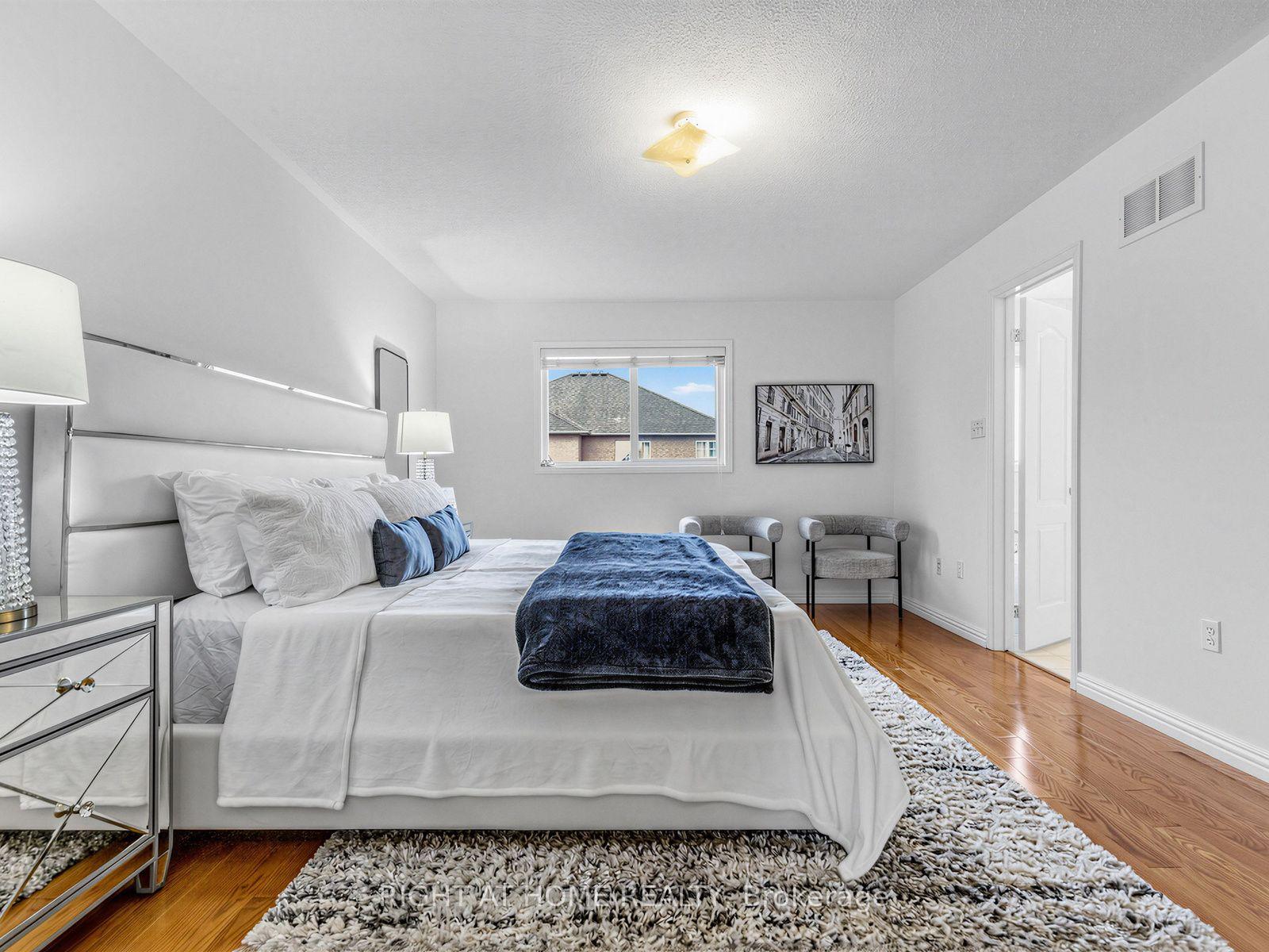 Photo 24 of 81 Briarcrest Drive, Markham, Berczy — HOMEH