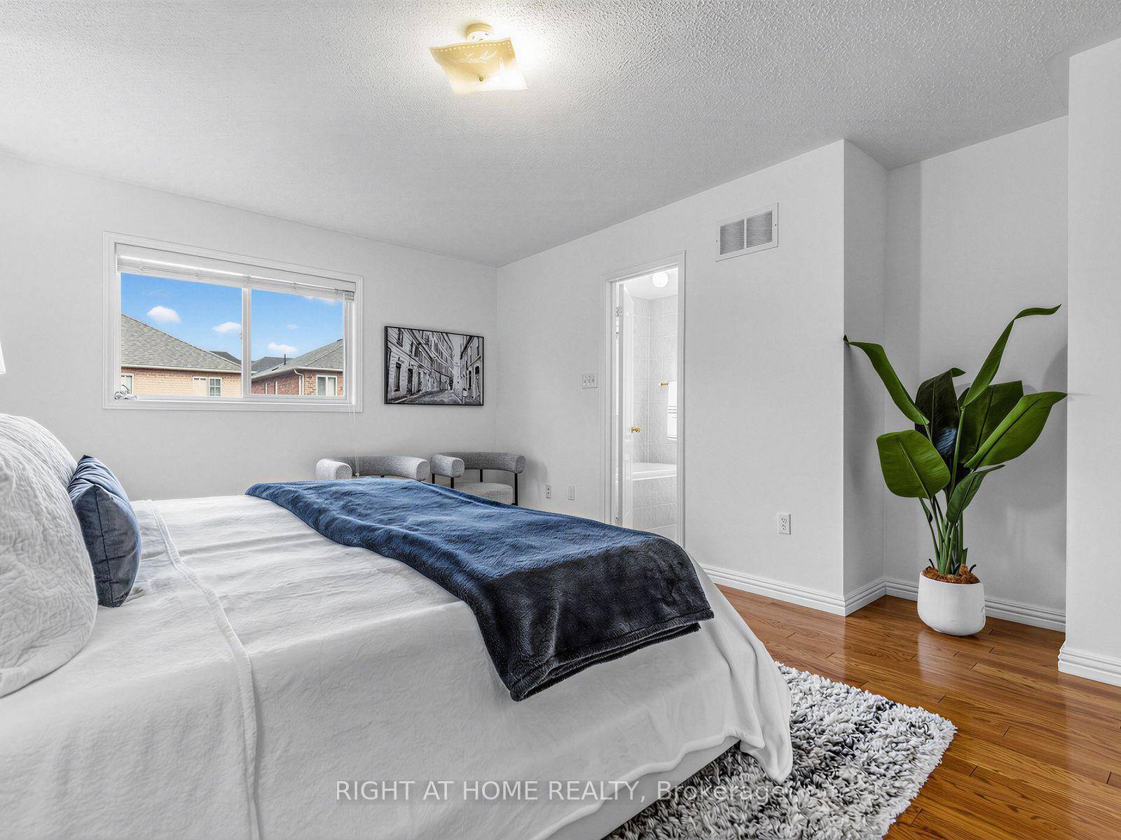 Photo 26 of 81 Briarcrest Drive, Markham, Berczy — HOMEH