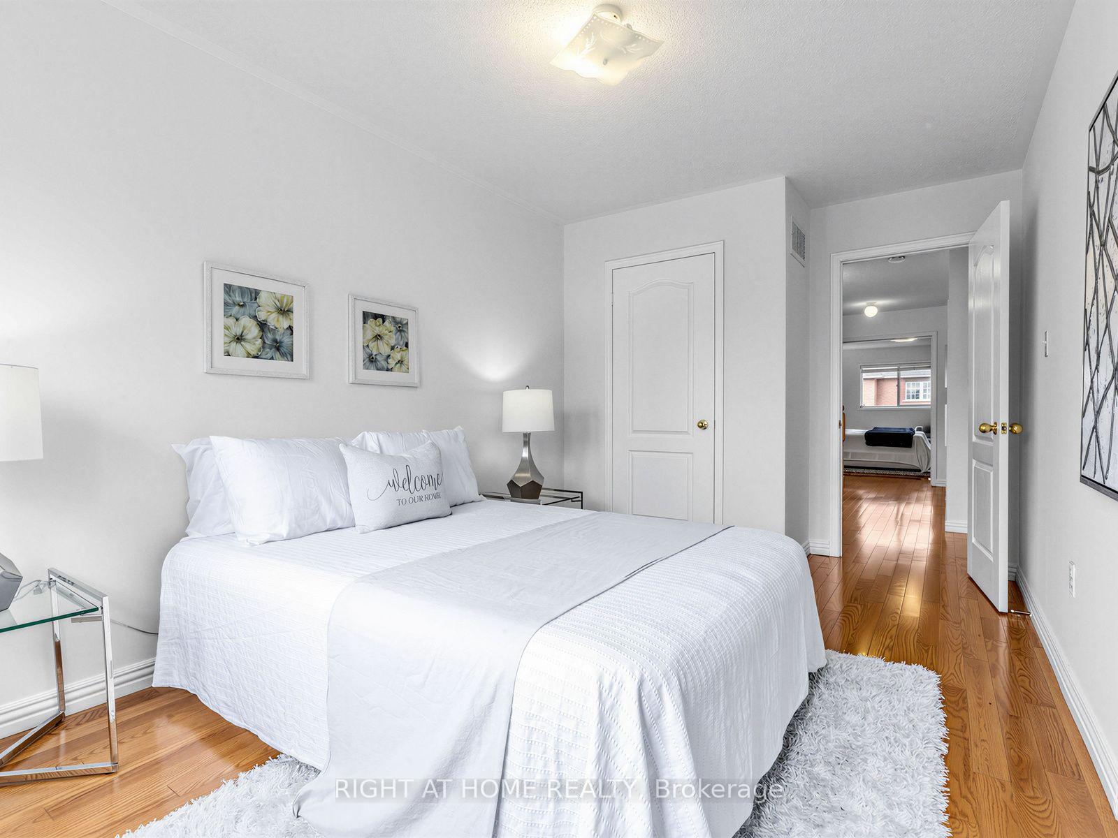 Photo 32 of 81 Briarcrest Drive, Markham, Berczy — HOMEH