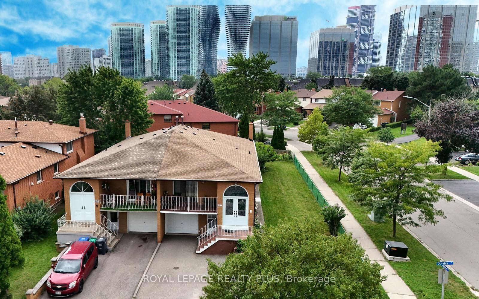 Photo 2 of 4180 Dursley Crescent, Mississauga, Rathwood — HOMEH