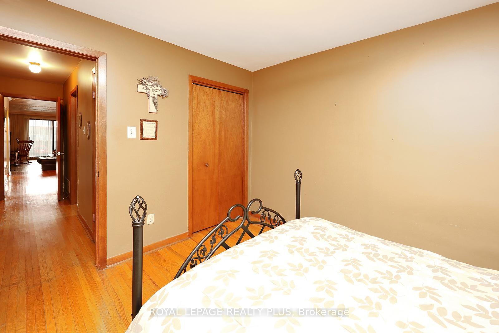Photo 21 of 4180 Dursley Crescent, Mississauga, Rathwood — HOMEH