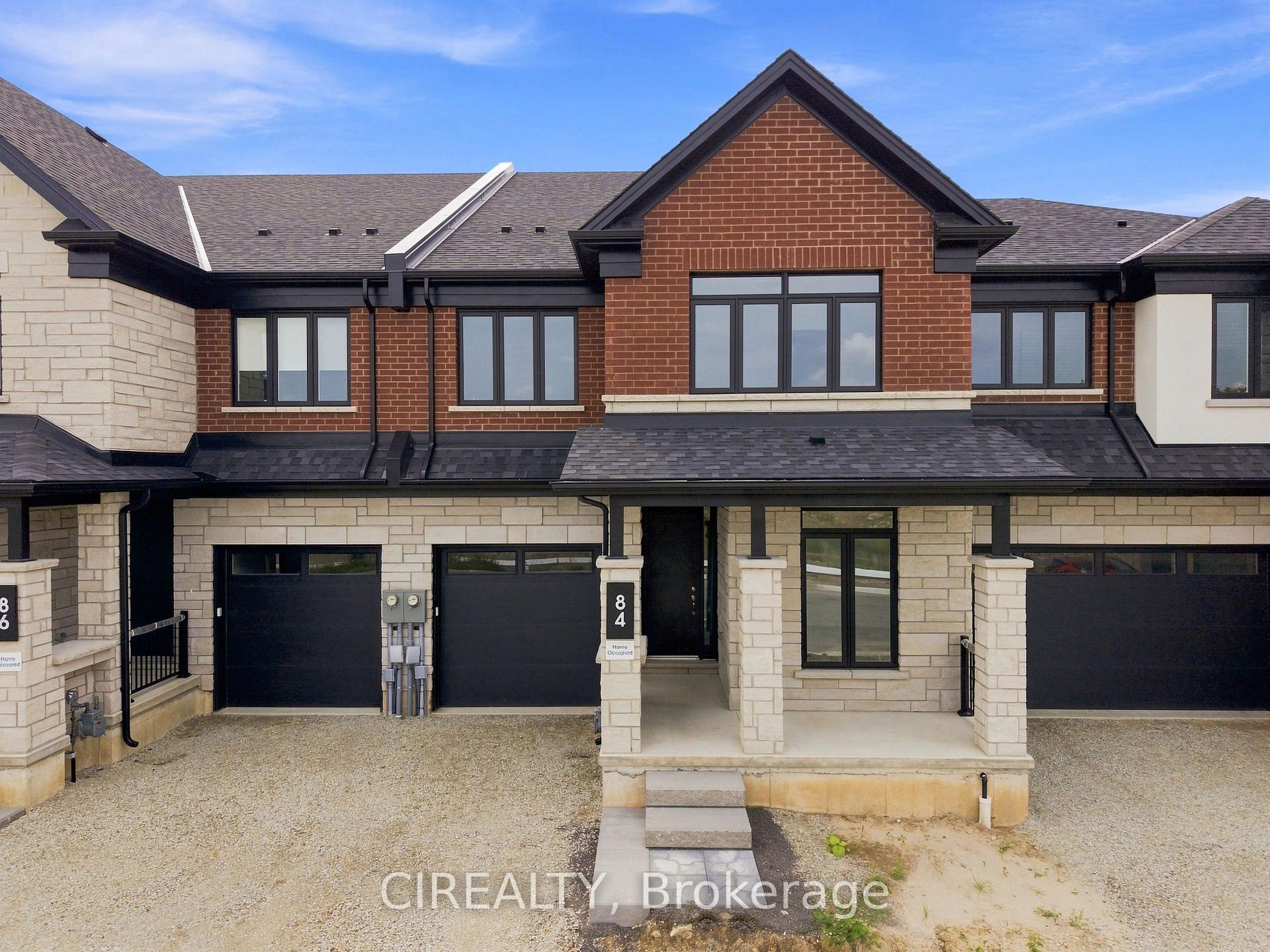 Photo 2 of 84 Valley Trail Place, Hamilton, Waterdown — HOMEH