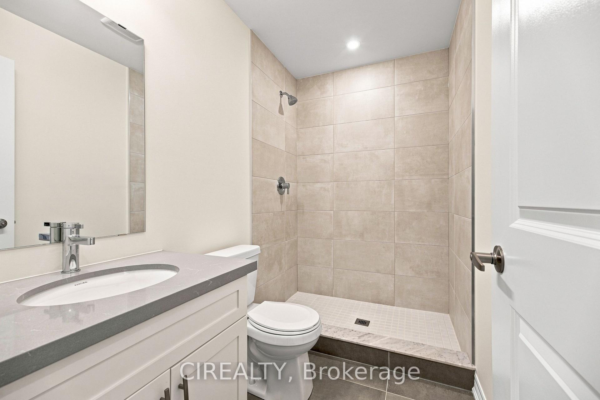 Photo 6 of 84 Valley Trail Place, Hamilton, Waterdown — HOMEH