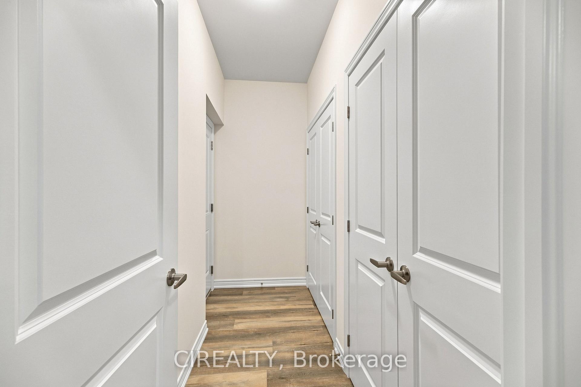 Photo 9 of 84 Valley Trail Place, Hamilton, Waterdown — HOMEH