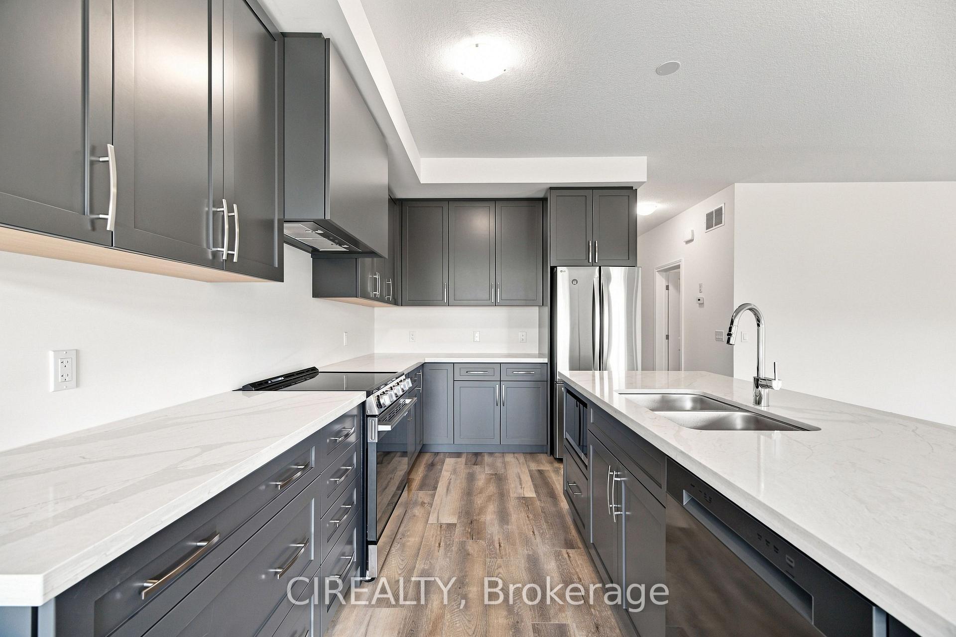 Photo 11 of 84 Valley Trail Place, Hamilton, Waterdown — HOMEH