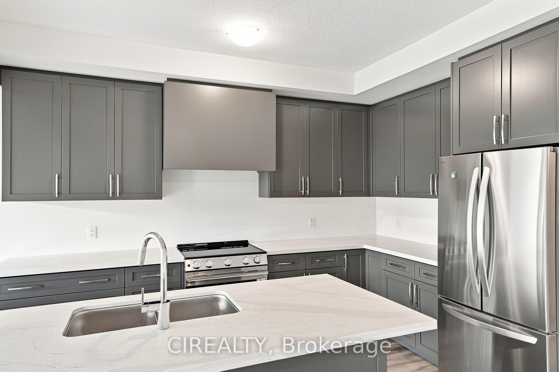 Photo 13 of 84 Valley Trail Place, Hamilton, Waterdown — HOMEH