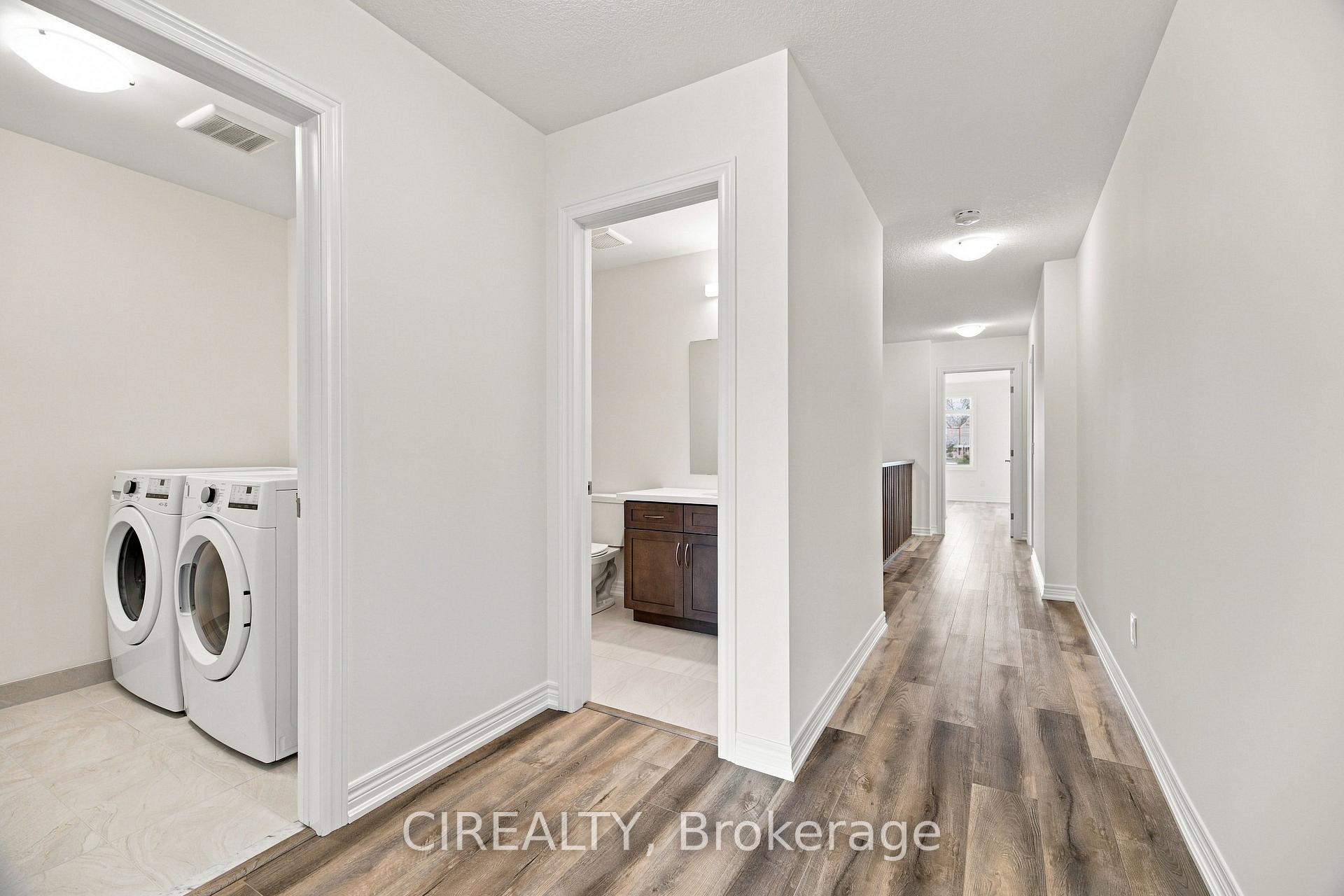 Photo 21 of 84 Valley Trail Place, Hamilton, Waterdown — HOMEH