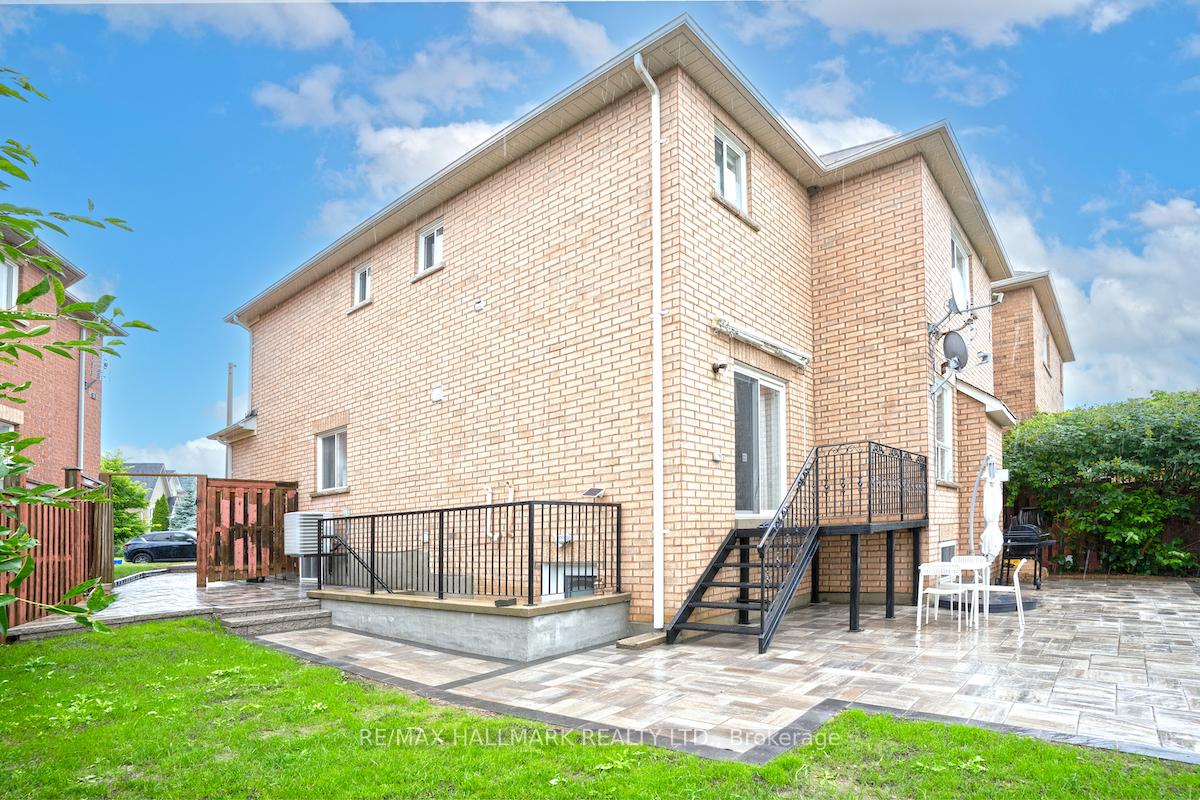 Photo 6 of Unit Bsmt, 77 Wheelwright Drive, Richmond Hill, Oak Ridges Lake Wilcox — HOMEH