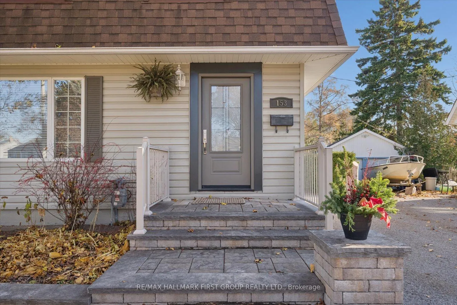 Photo 2 of 153 Admiral Road, Ajax, South East — HOMEH
