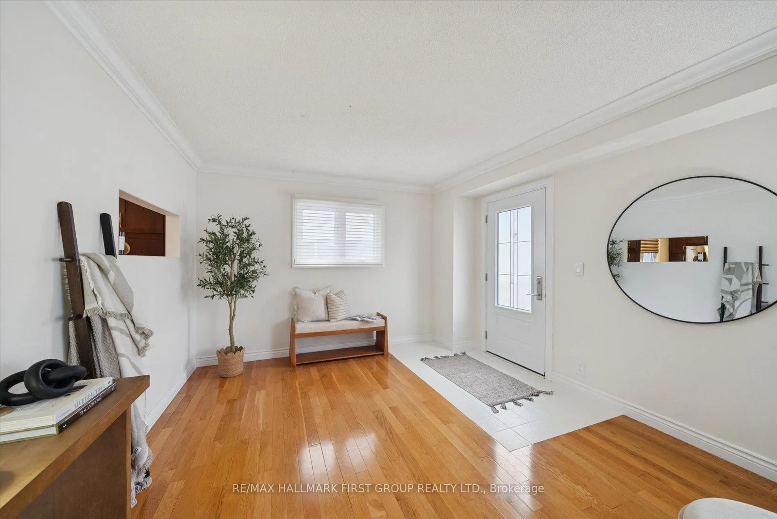 Photo 3 of 153 Admiral Road, Ajax, South East — HOMEH