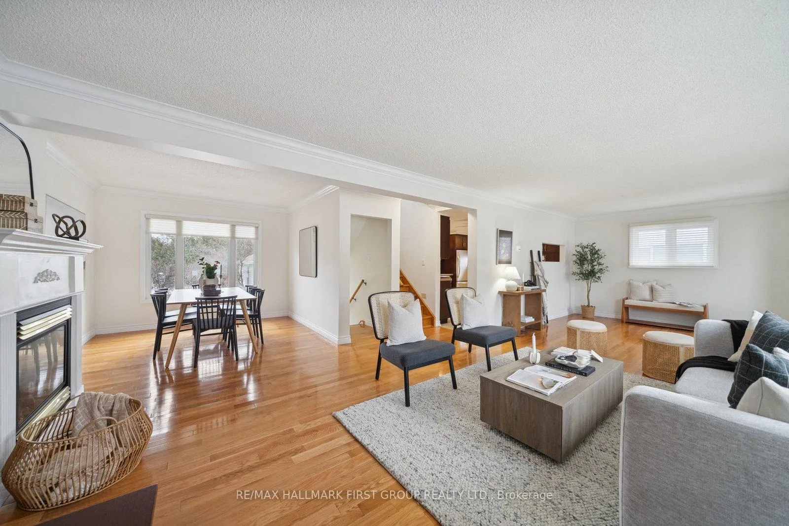 Photo 6 of 153 Admiral Road, Ajax, South East — HOMEH