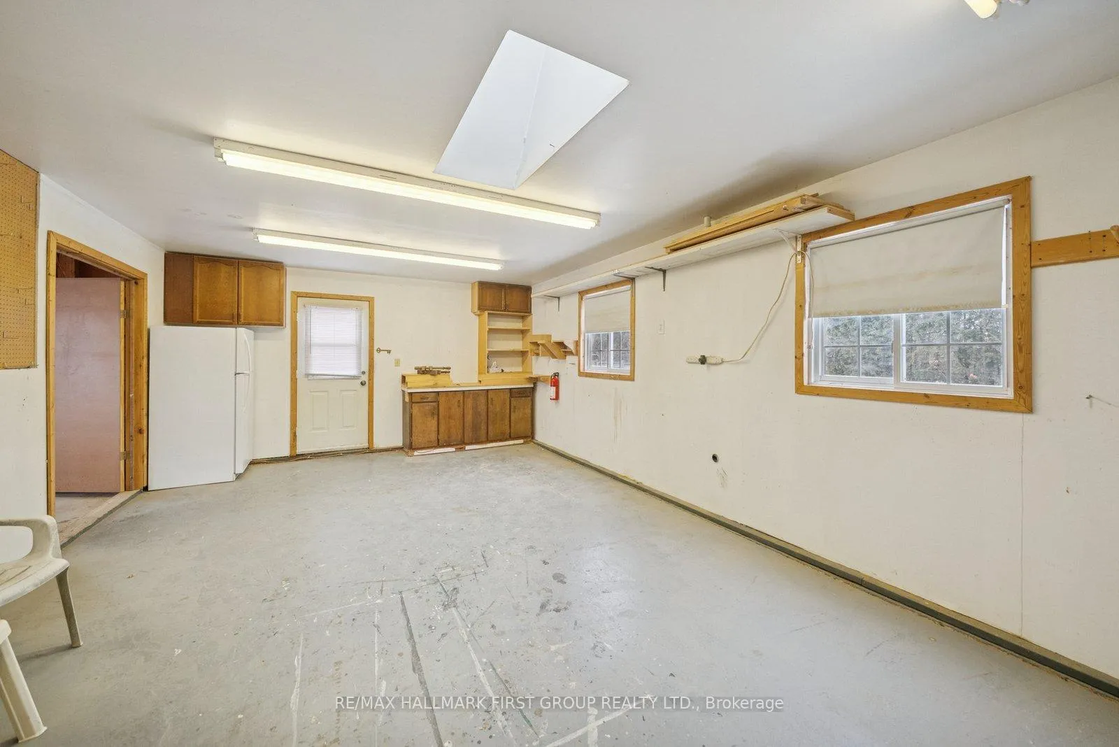 Photo 33 of 153 Admiral Road, Ajax, South East — HOMEH