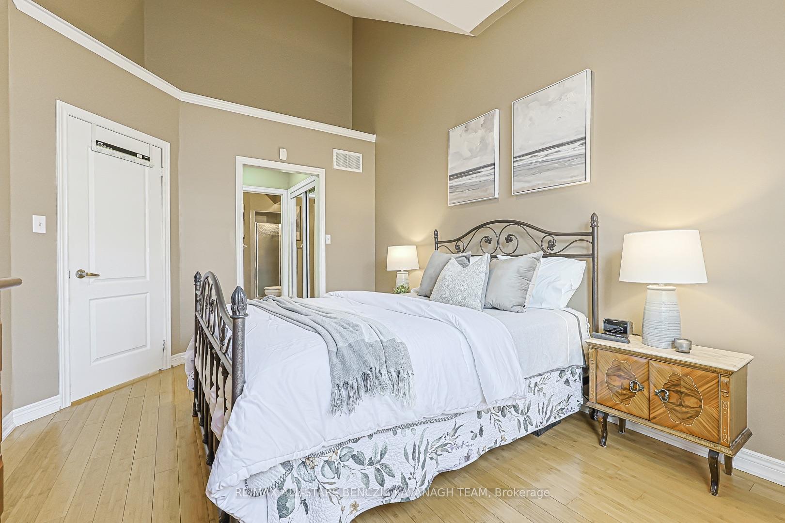 Photo 21 of 57 Outlook Terrace Drive, Markham, Greensborough — HOMEH
