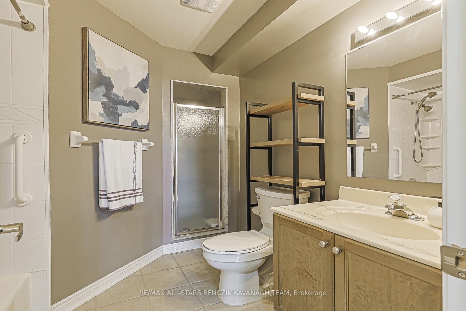Photo 23 of 57 Outlook Terrace Drive, Markham, Greensborough — HOMEH