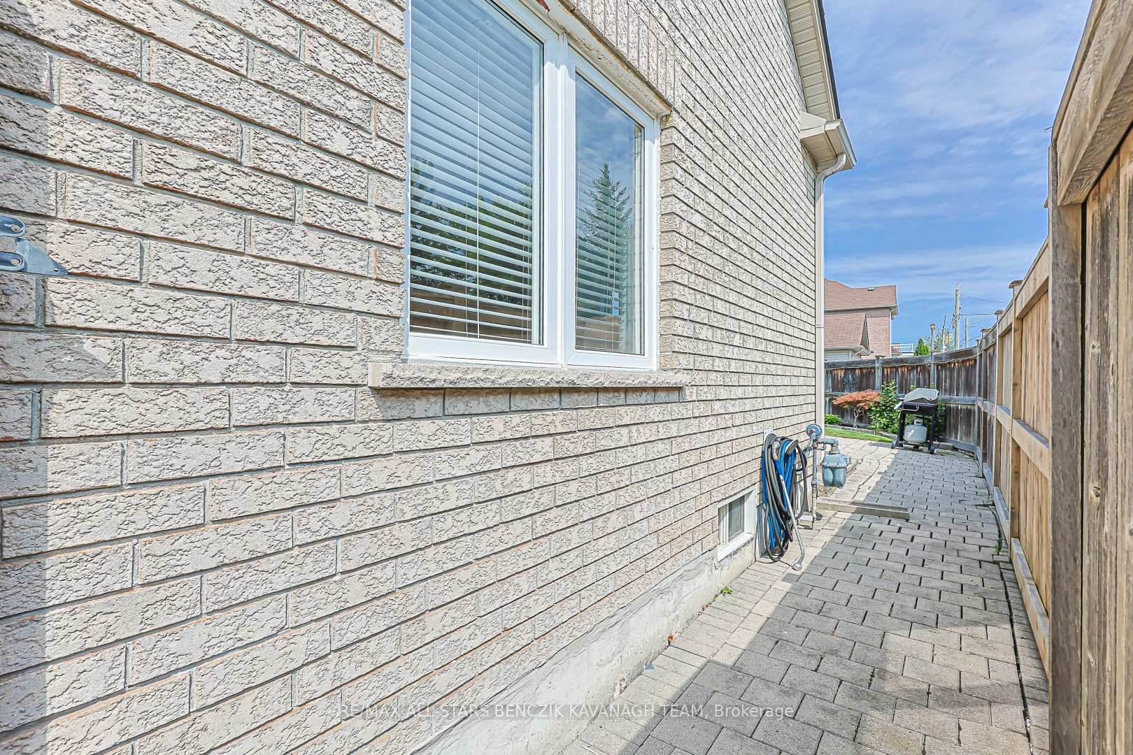 Photo 33 of 57 Outlook Terrace Drive, Markham, Greensborough — HOMEH