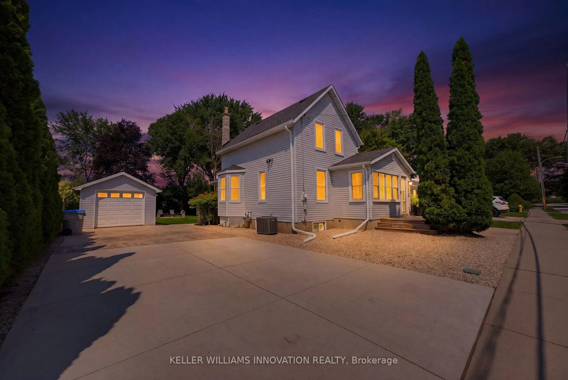 Photo 10 of 535 Argyle Avenue N, North Perth, Listowel — HOMEH