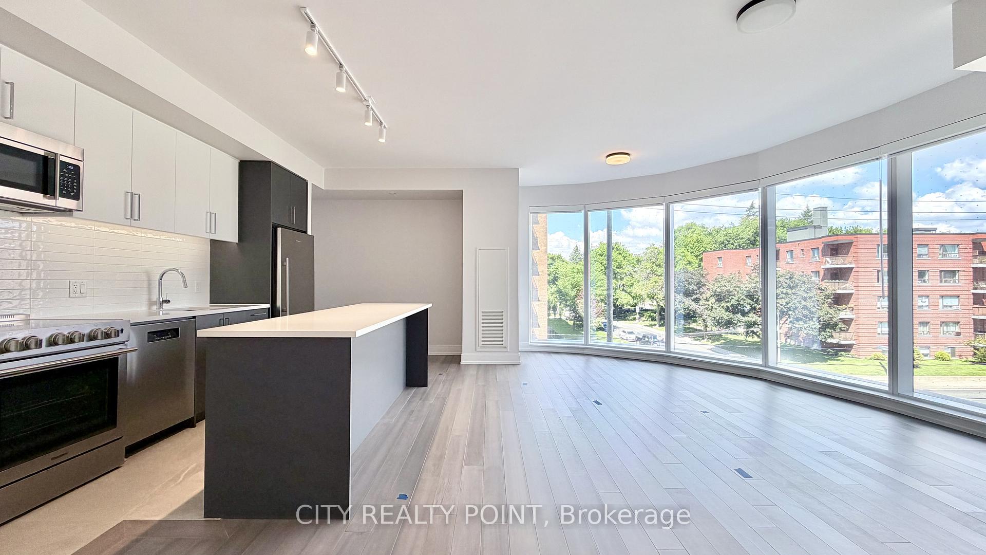 Photo 2 of Unit 407, 2525 Bathurst Street, Toronto, Forest Hill North — HOMEH