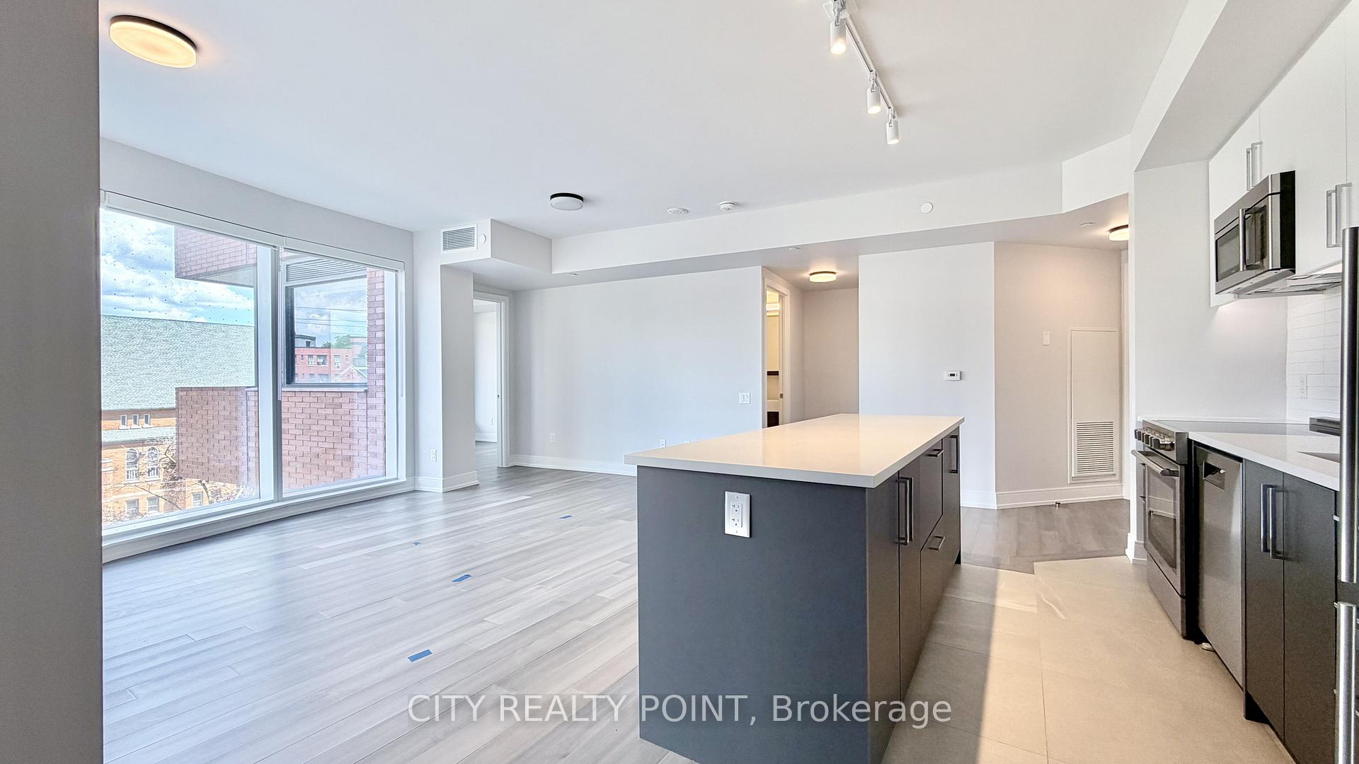 Photo 5 of Unit 407, 2525 Bathurst Street, Toronto, Forest Hill North — HOMEH