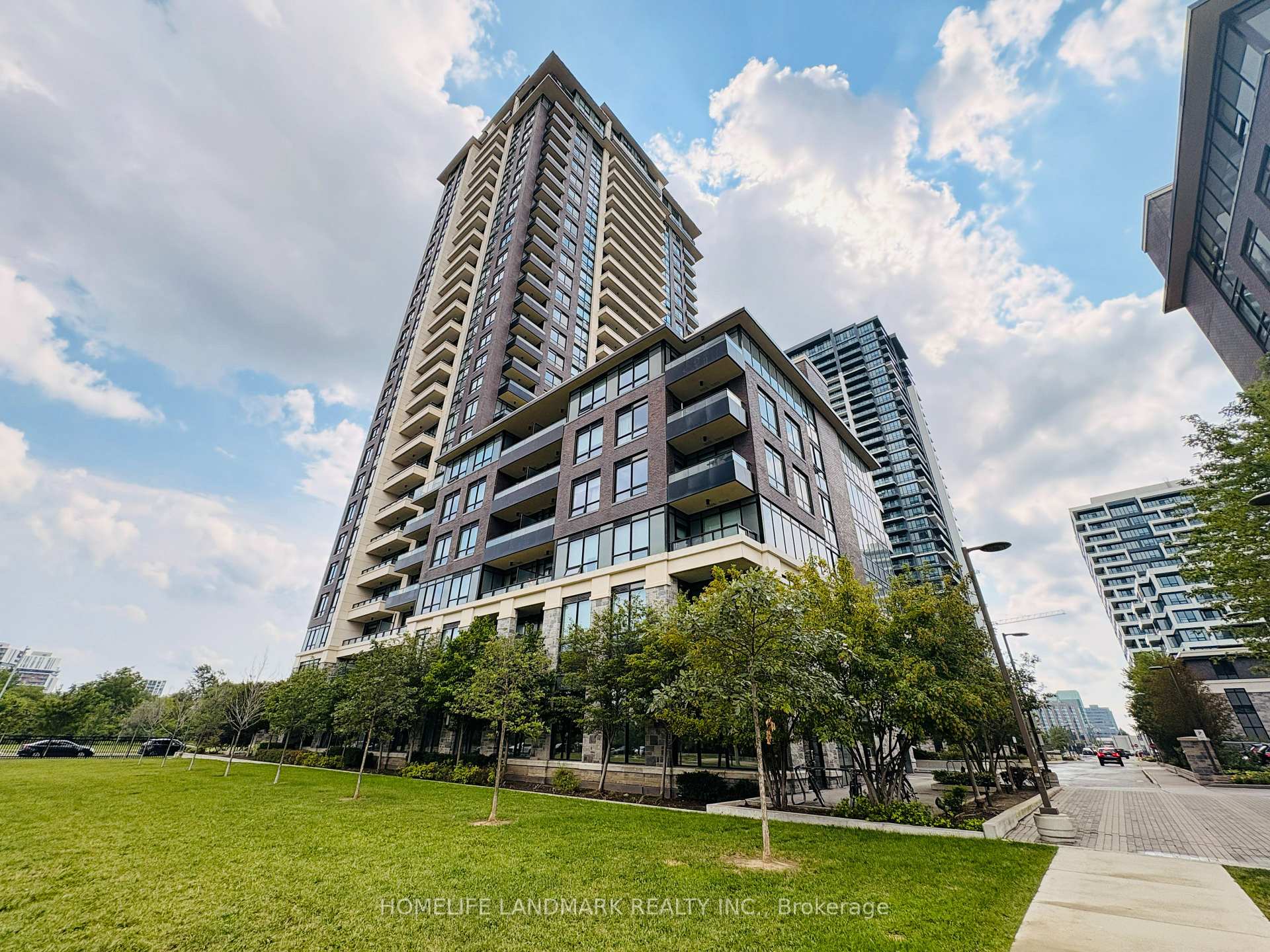 Photo 1 of Unit 1102, 15 Water Walk Drive, Markham, Unionville — HOMEH