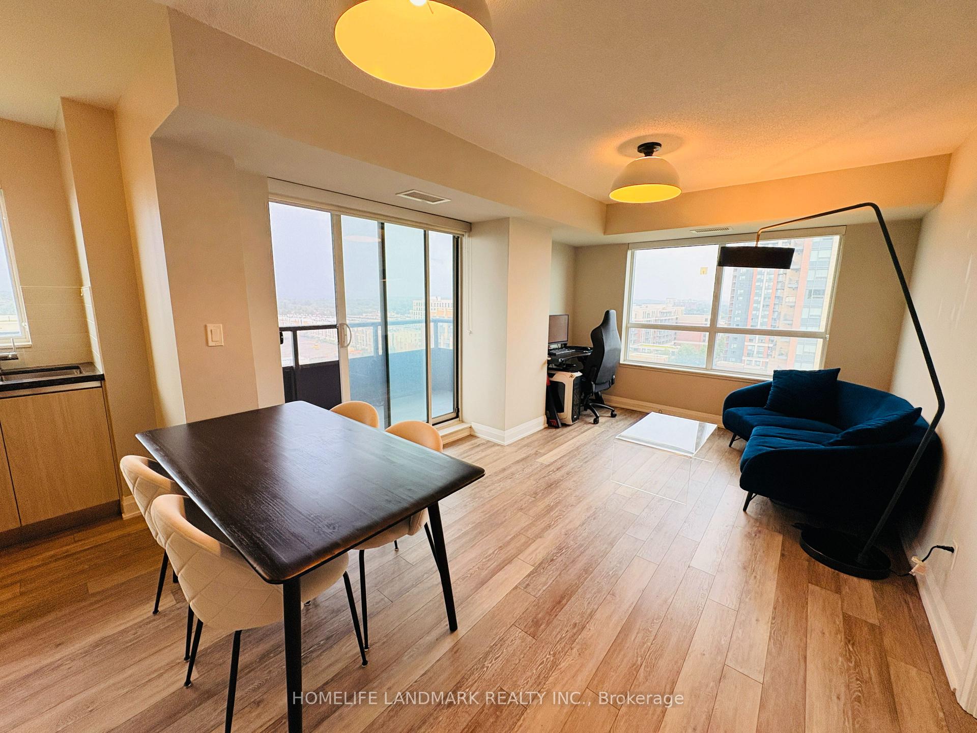 Photo 5 of Unit 1102, 15 Water Walk Drive, Markham, Unionville — HOMEH