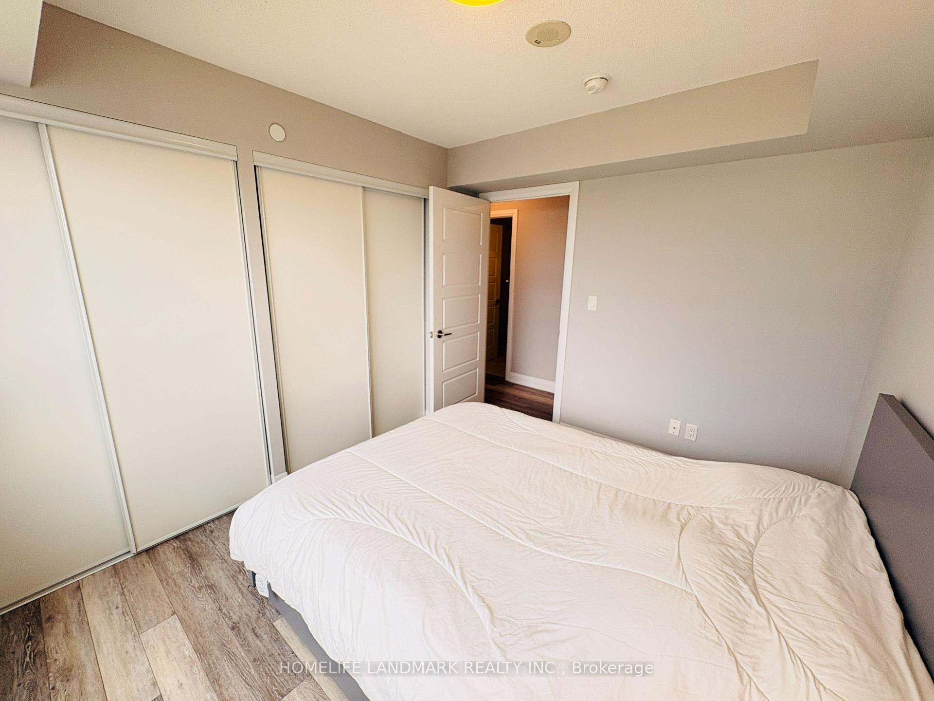 Photo 14 of Unit 1102, 15 Water Walk Drive, Markham, Unionville — HOMEH