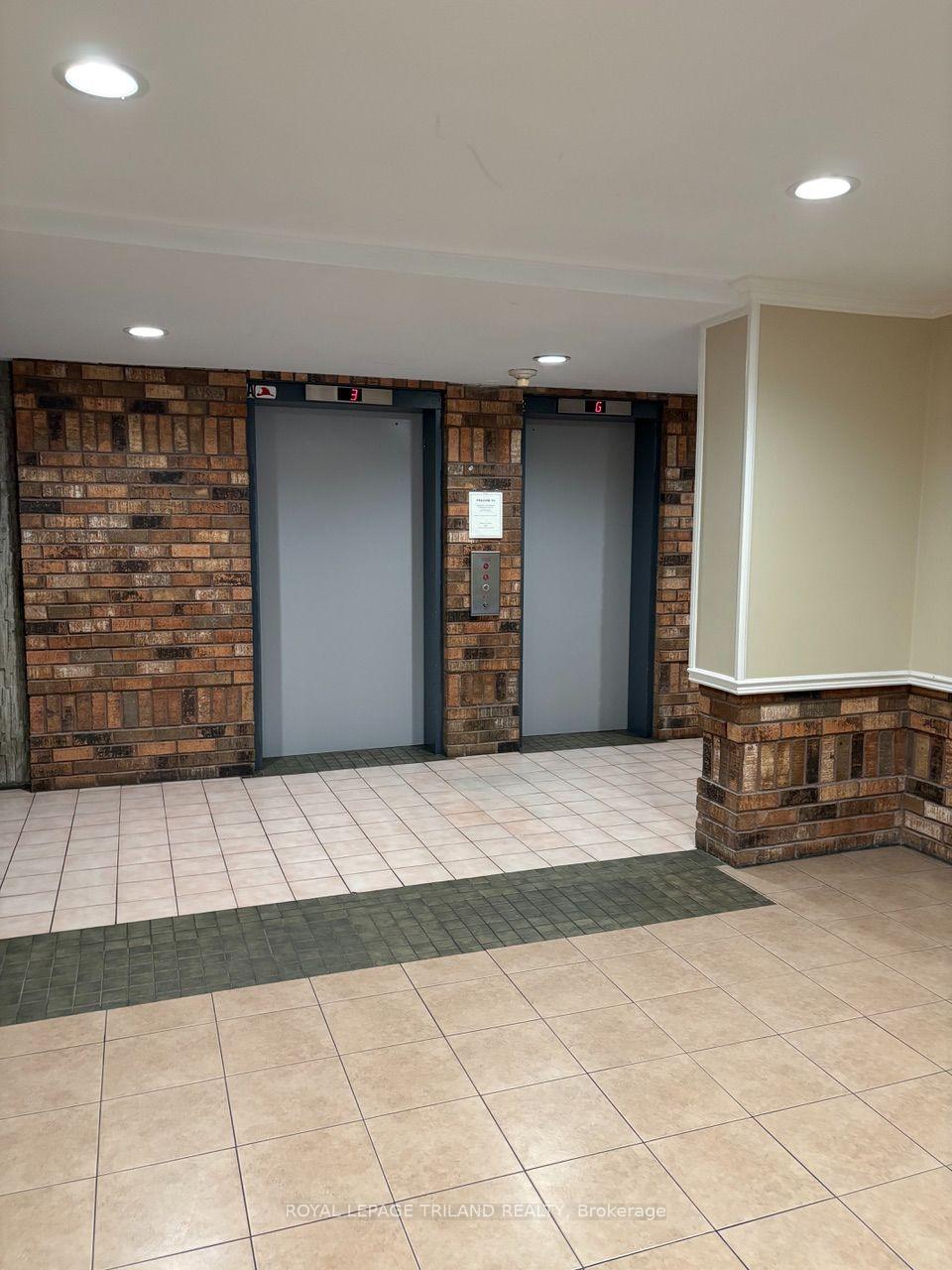 Photo 4 of Unit 310, 986 Huron Street, London, East B — HOMEH