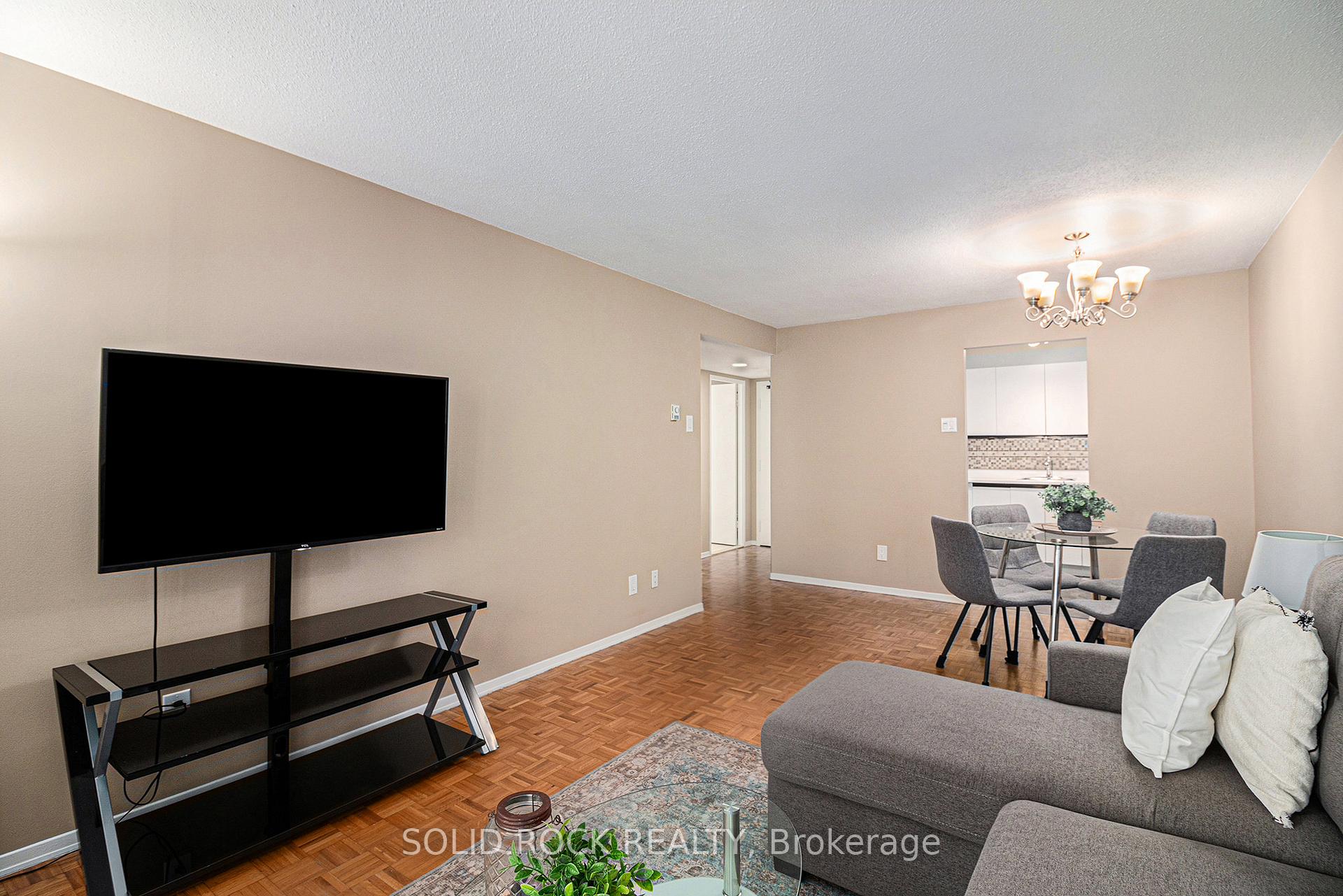 Photo 5 of Unit 1204, 475 Laurier Avenue W, Ottawa, Ottawa Centre — HOMEH