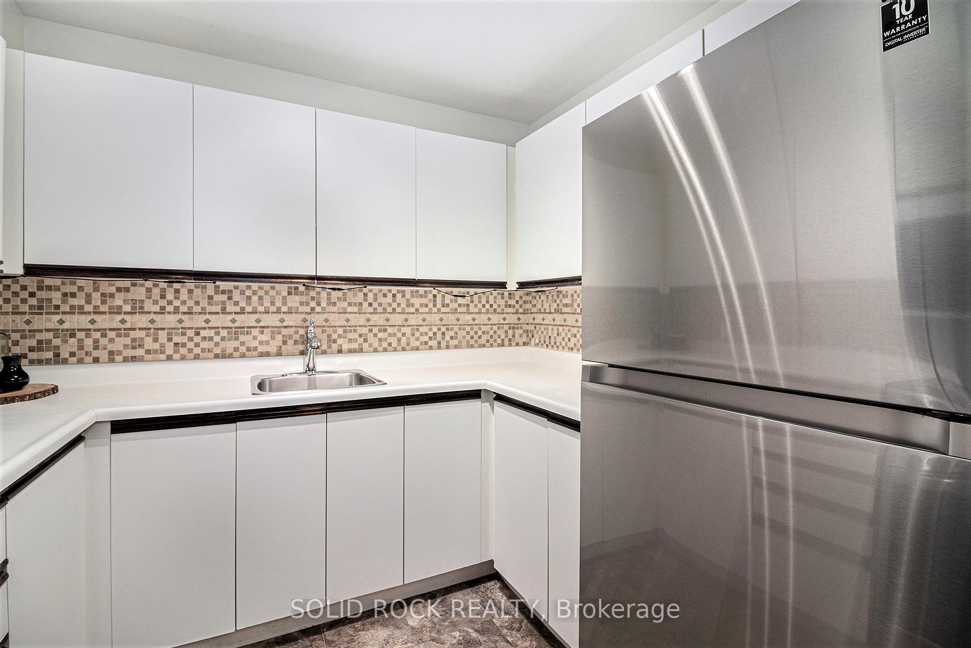Photo 12 of Unit 1204, 475 Laurier Avenue W, Ottawa, Ottawa Centre — HOMEH