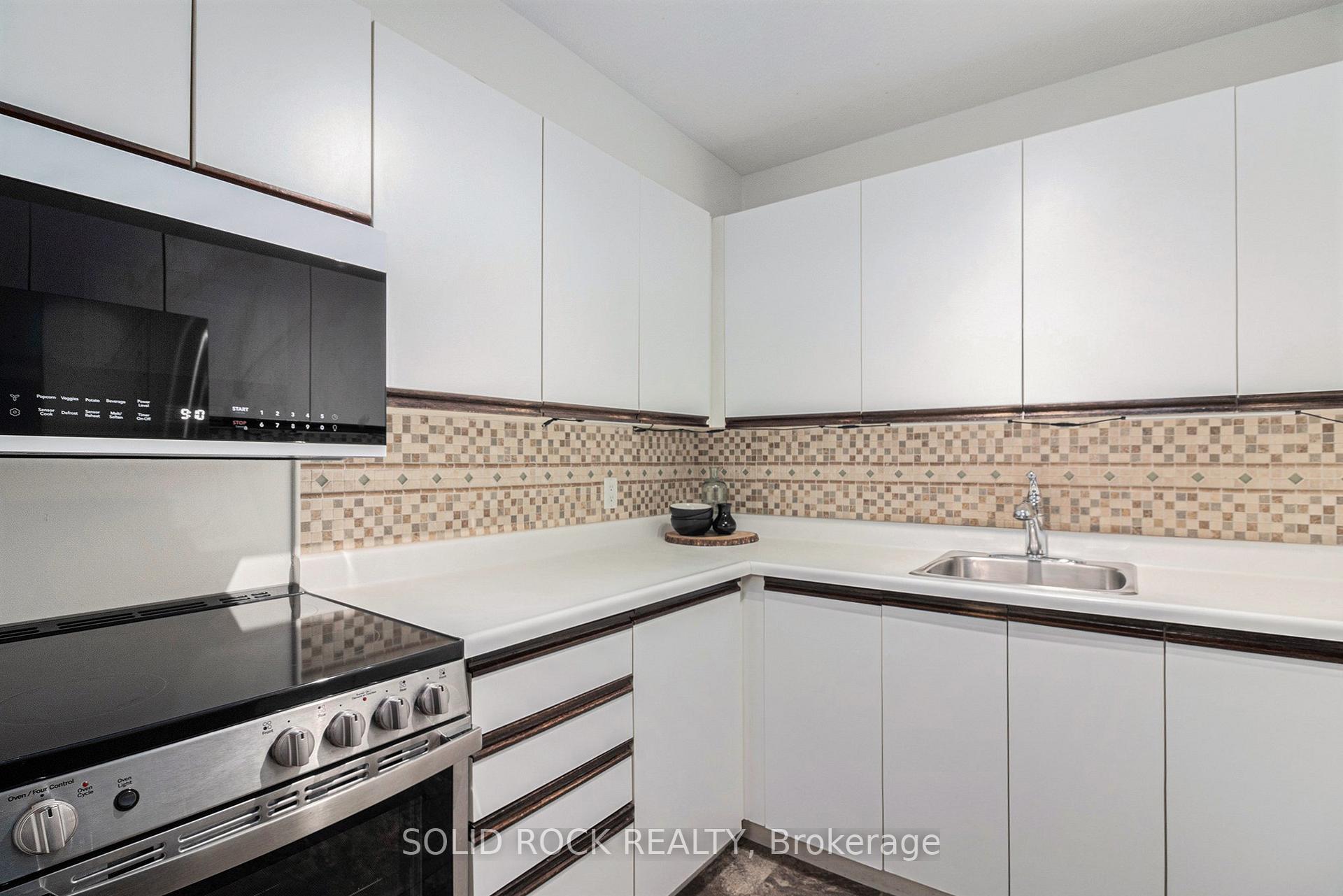 Photo 13 of Unit 1204, 475 Laurier Avenue W, Ottawa, Ottawa Centre — HOMEH