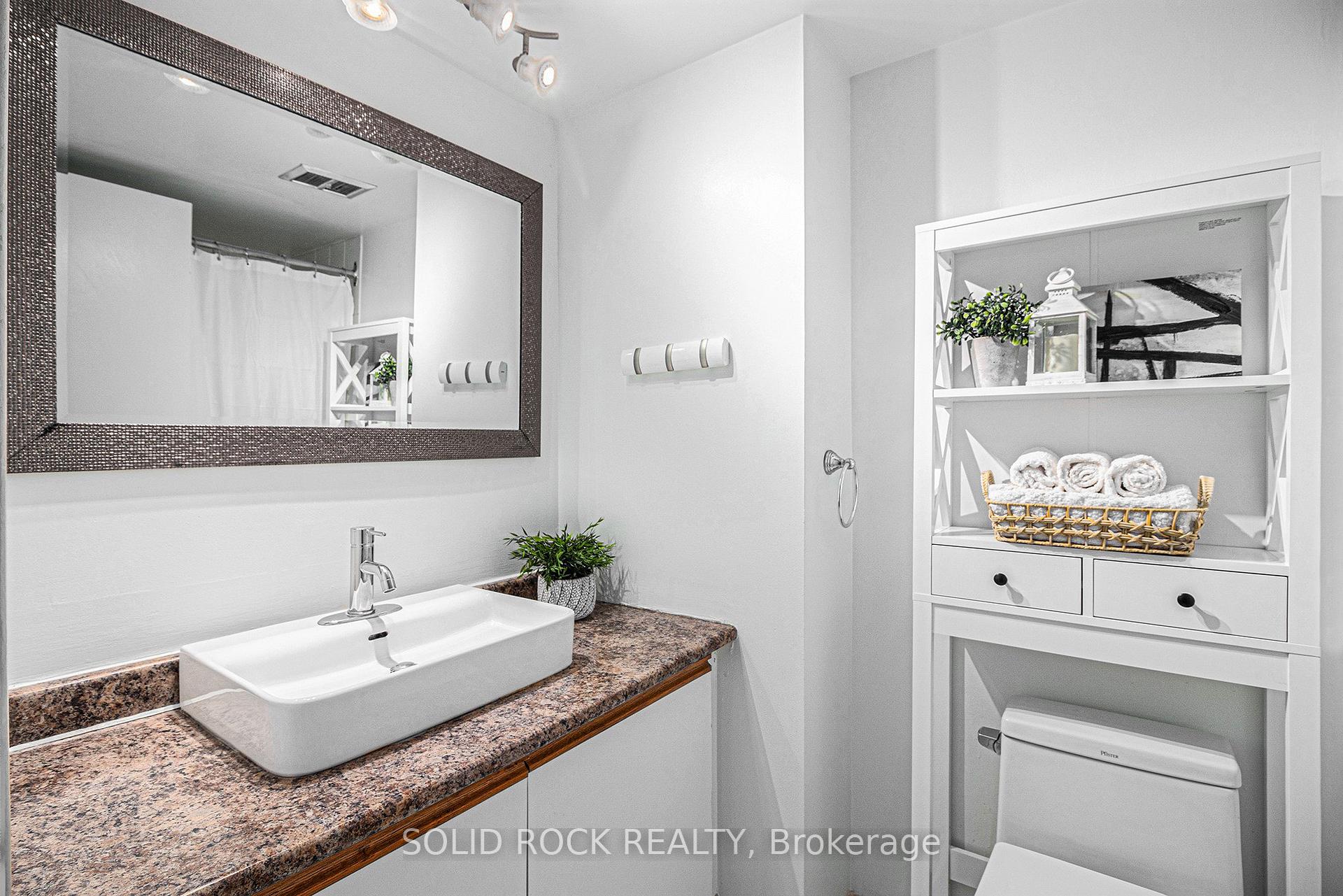 Photo 15 of Unit 1204, 475 Laurier Avenue W, Ottawa, Ottawa Centre — HOMEH
