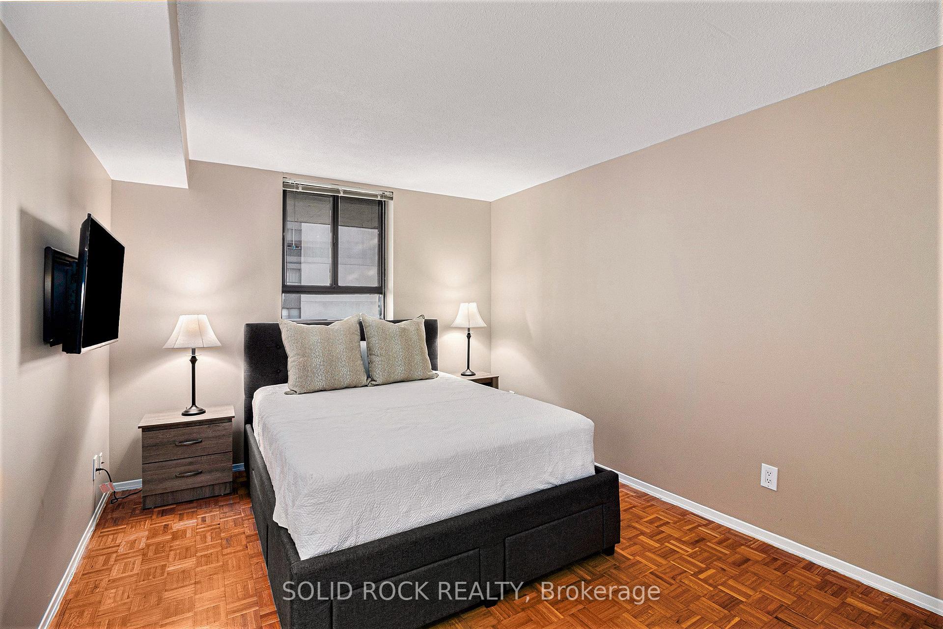 Photo 17 of Unit 1204, 475 Laurier Avenue W, Ottawa, Ottawa Centre — HOMEH