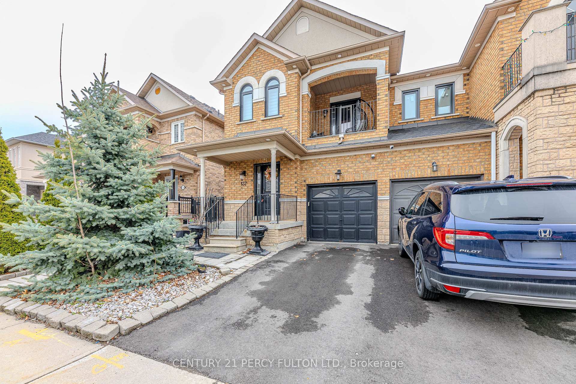 Photo 8 of 137 Blue Willow Drive, Vaughan, East Woodbridge — HOMEH