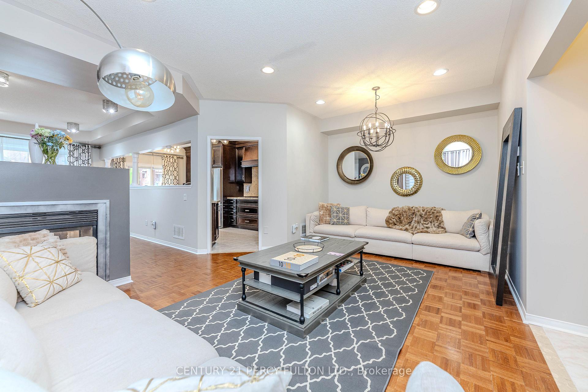 Photo 20 of 137 Blue Willow Drive, Vaughan, East Woodbridge — HOMEH
