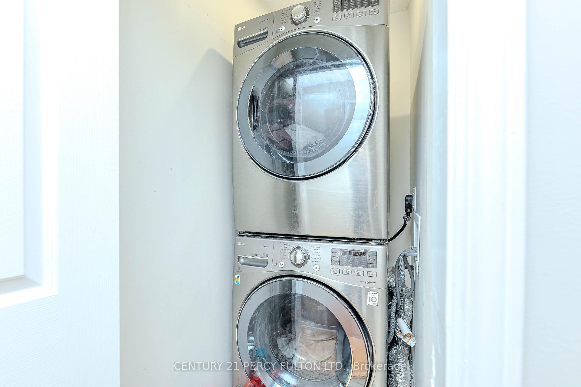 Photo 35 of 137 Blue Willow Drive, Vaughan, East Woodbridge — HOMEH